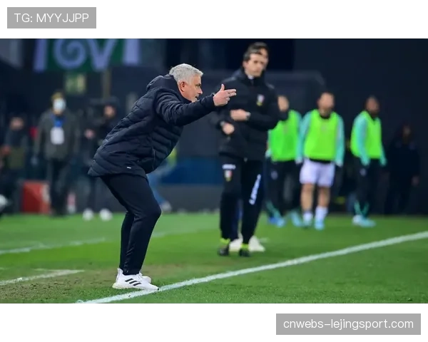 技术故障：乌迪内斯主场记分牌黑屏半小时，依靠广播播报比分